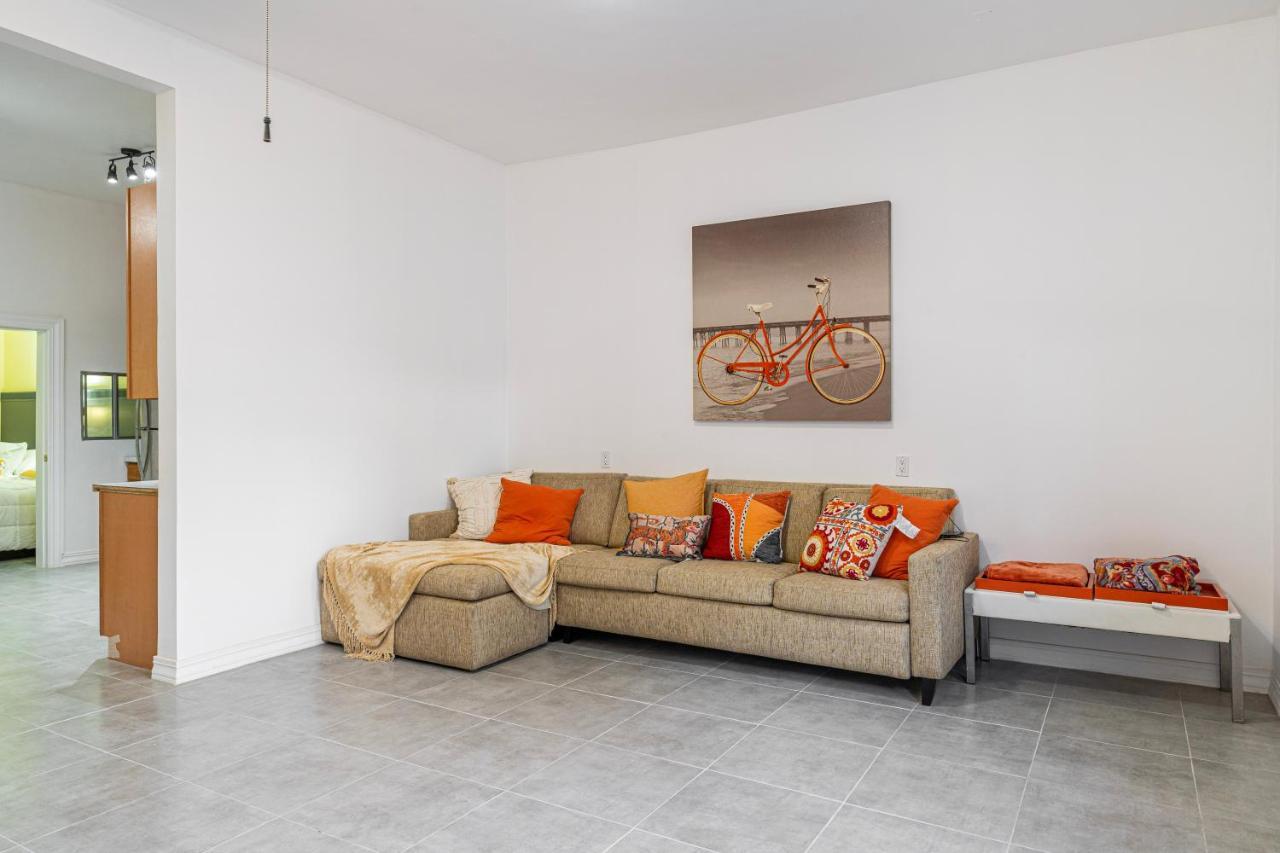 2 Br/ 1 Ba Home, Sleeps 10, 1 Min Walk To Rosarito Beach ภายนอก รูปภาพ