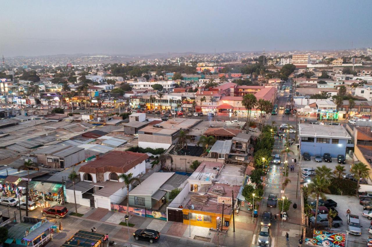 2 Br/ 1 Ba Home, Sleeps 10, 1 Min Walk To Rosarito Beach ภายนอก รูปภาพ
